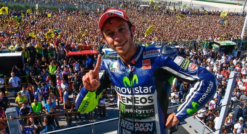 Valentino Rossi si publicul sau de la Mugello - 31 mai 2015