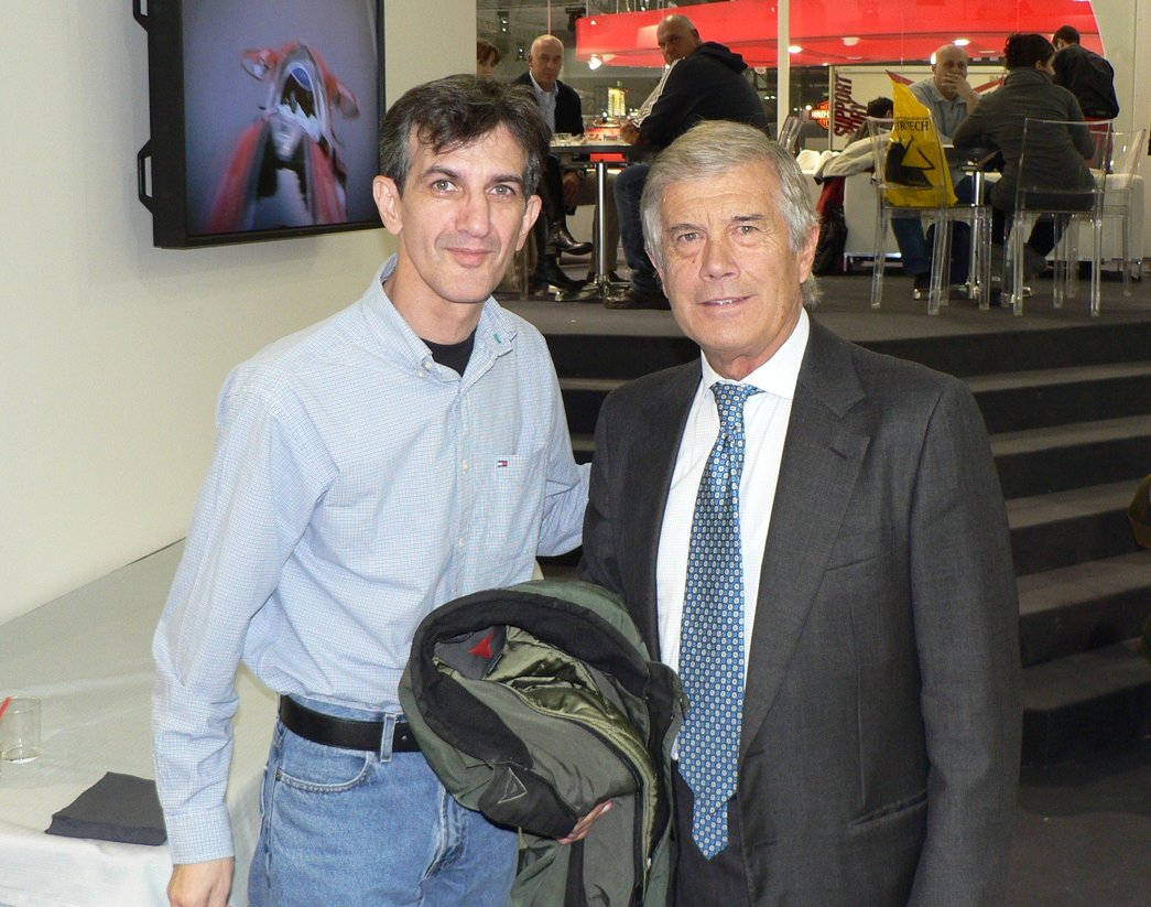 Cu Giacomo Agostini in standul MV Agusta