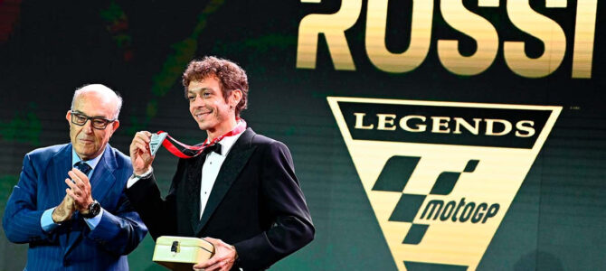 Valentino Rossi a fost numit legendă MotoGP