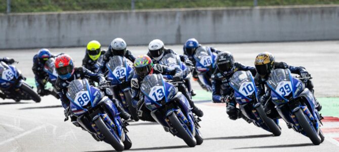 Au început înscrierile la Campionatul European Yamaha R3 bLU cRU 2023