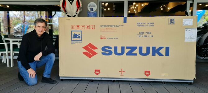 Prezentare statică Suzuki Hayabusa 2021 (un fel de Unboxing) și caracteristici tehnice